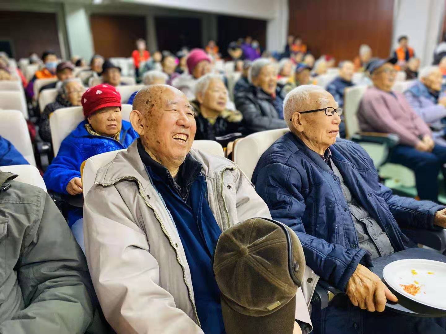 我们要做好久好久的家人！